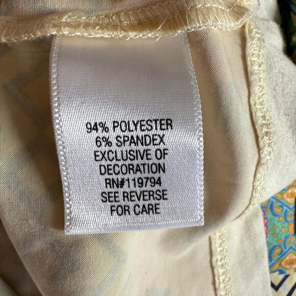 Apt 9 Women’s Paisley Boho Print Short Sleeve Top Small Poly Spandex - Picture 10 of 11